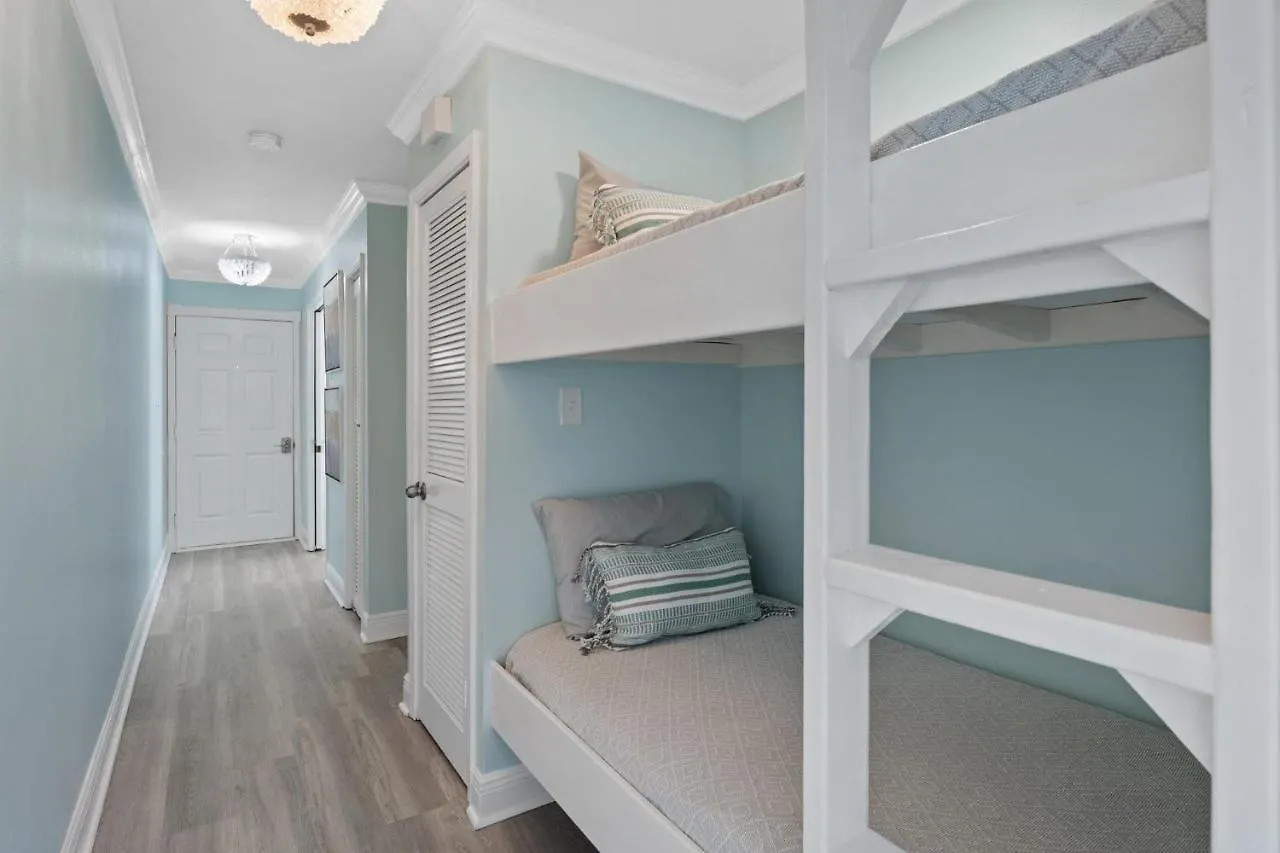 Summer Breeze 101 Destin Holiday home